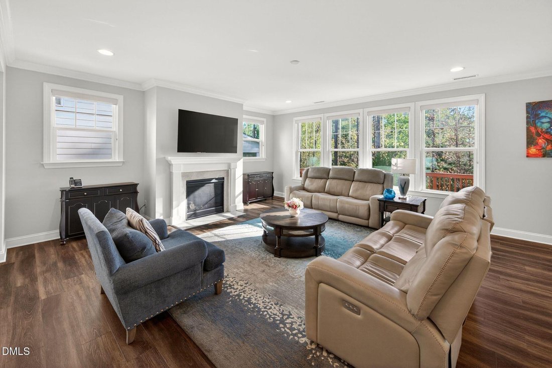 Casa a Cary, Carolina del Nord, Stati Uniti 5 - 17649383