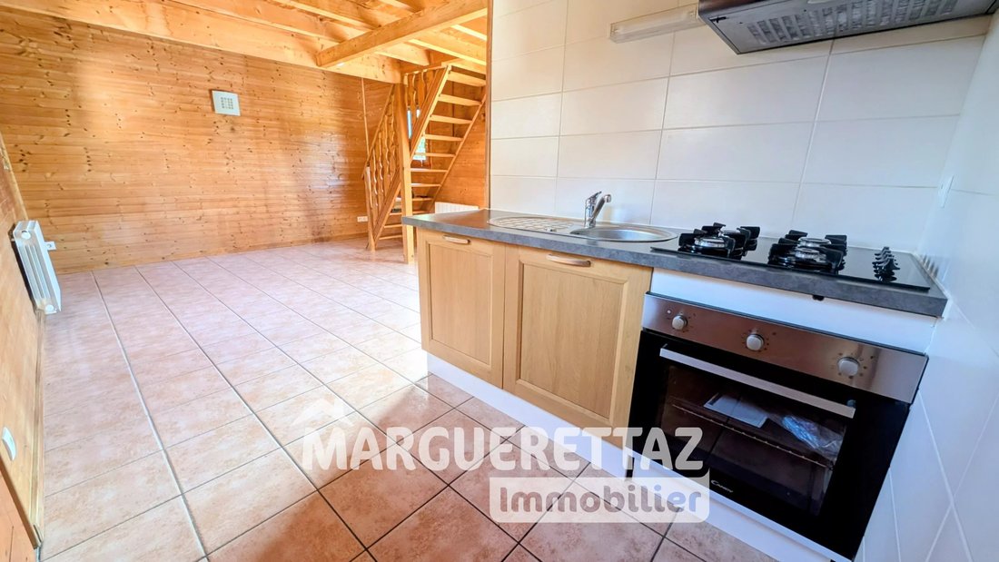 Chalet in Sud, La Roche-sur-Foron, France 4 - 17646956