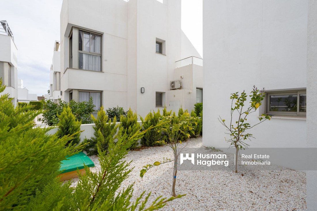 Villa in Los Alcazares, Región de Murcia, Spain 1 - 13813995