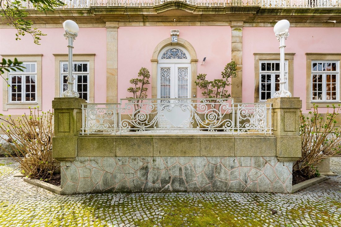 Oliveira de Azemeis, Santiago de Riba-Ul, Ul, Macinhata da Seixa e Madail, Aveiro District, Portugal 5 - 17644900