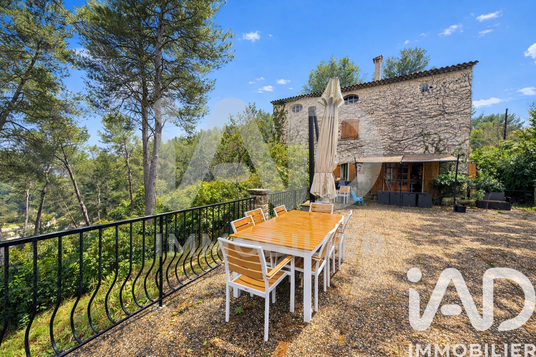 House in La Treille, Marseille, Provence-Alpes-Côte d'Azur 5 - 17437536