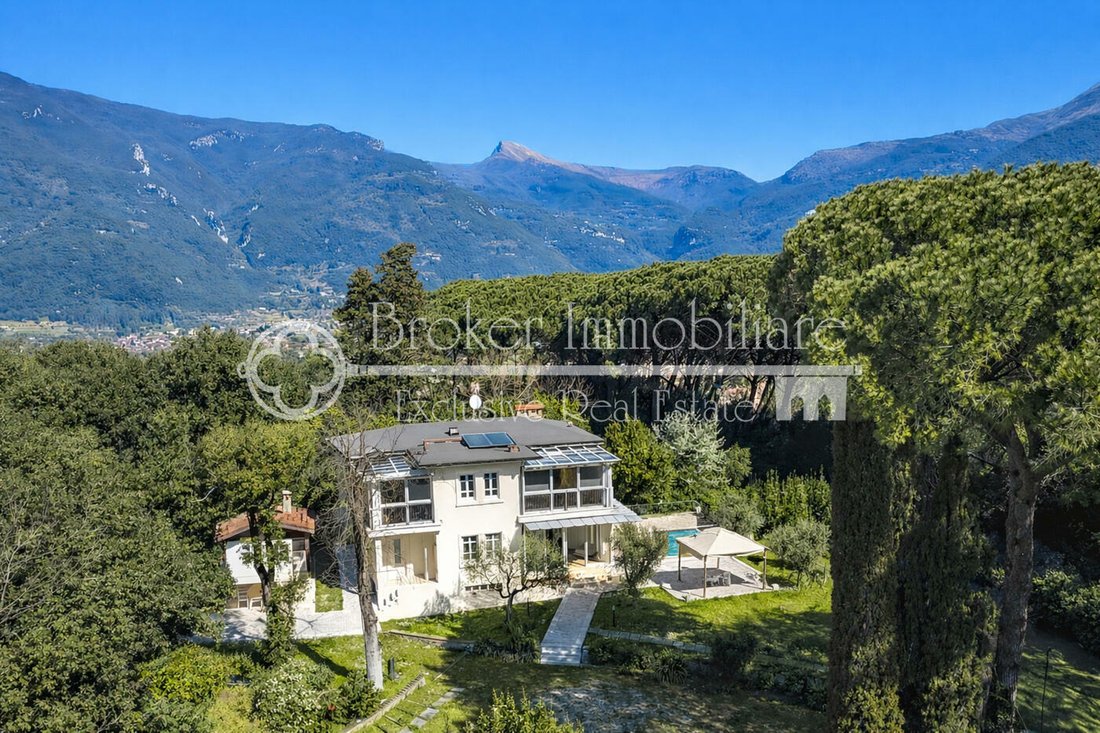 Villa in Camaiore, Tuscany, Italy 2 - 17491329