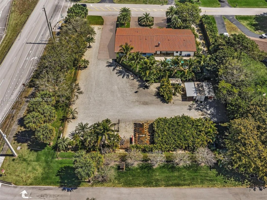 House in Southwest Ranches, Florida, United States 3 - 17651269