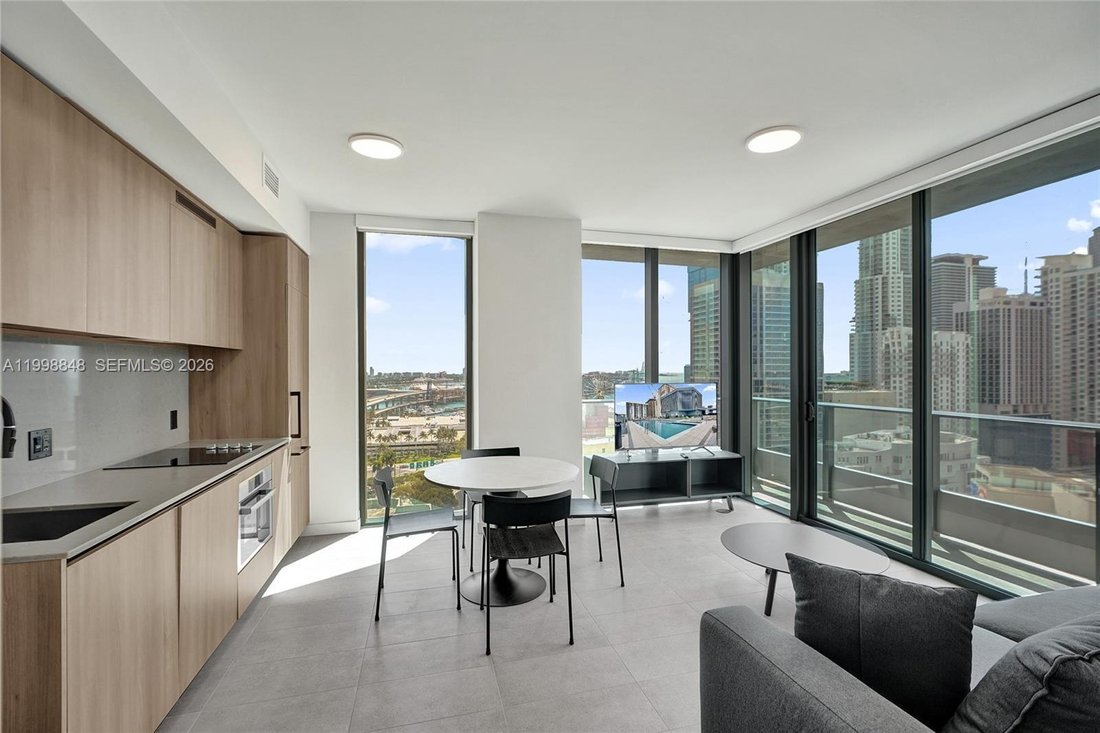 Condo in Miami, Florida, United States 2 - 17648444