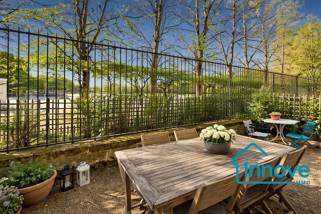 Apartment in Domaine National du Château, Versailles, France 1 - 17660735