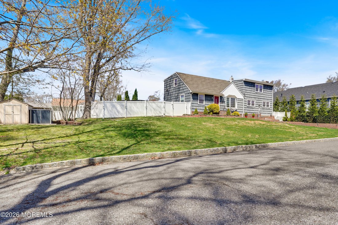 House in Neptune Township, New Jersey, United States 5 - 17654071
