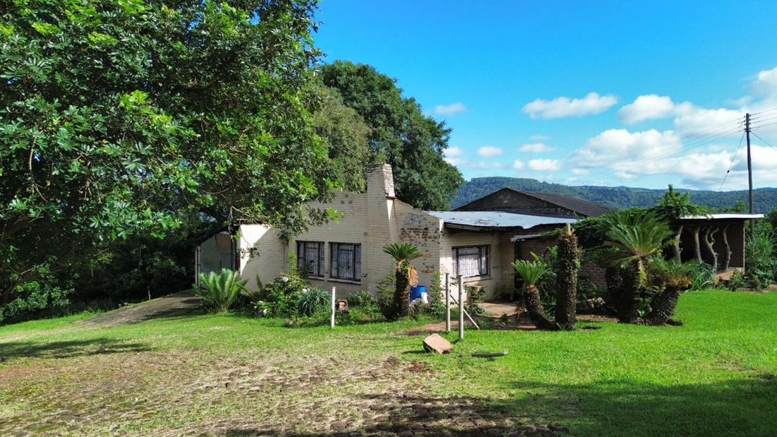 Farm Ranch in Hazyview, Mpumalanga, South Africa 1 - 17654033