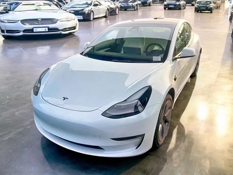 Sedan in Los Angeles, CA, United States 4 - 17656515