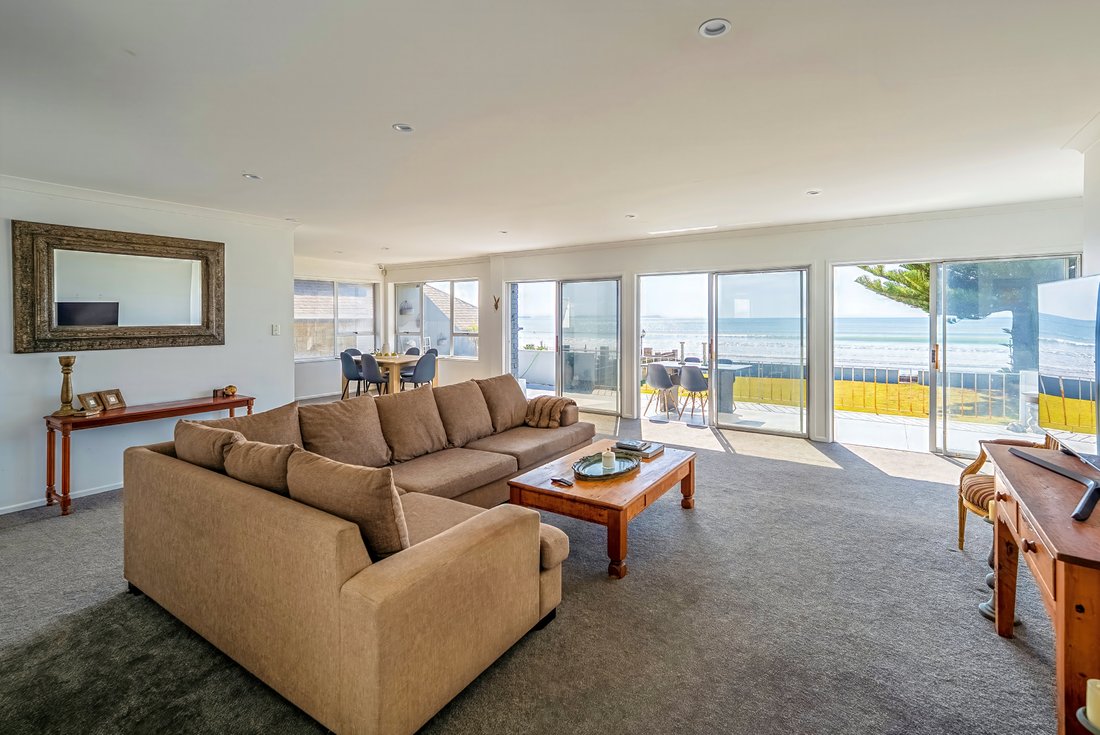371 A Hibiscus Coast Highway, Orewa In Orewa, Auckland, New Zealand For ...