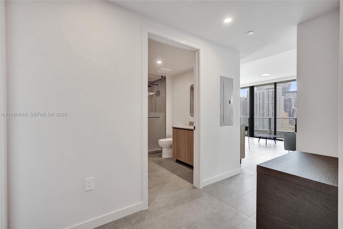Condo in Miami, Florida, United States 4 - 17648444