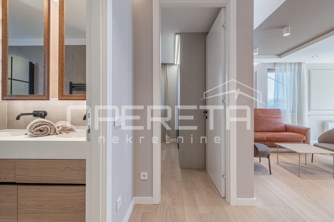 Apartment in Grad Opatija, Primorje-Gorski Kotar County, Croatia 2 - 17656108