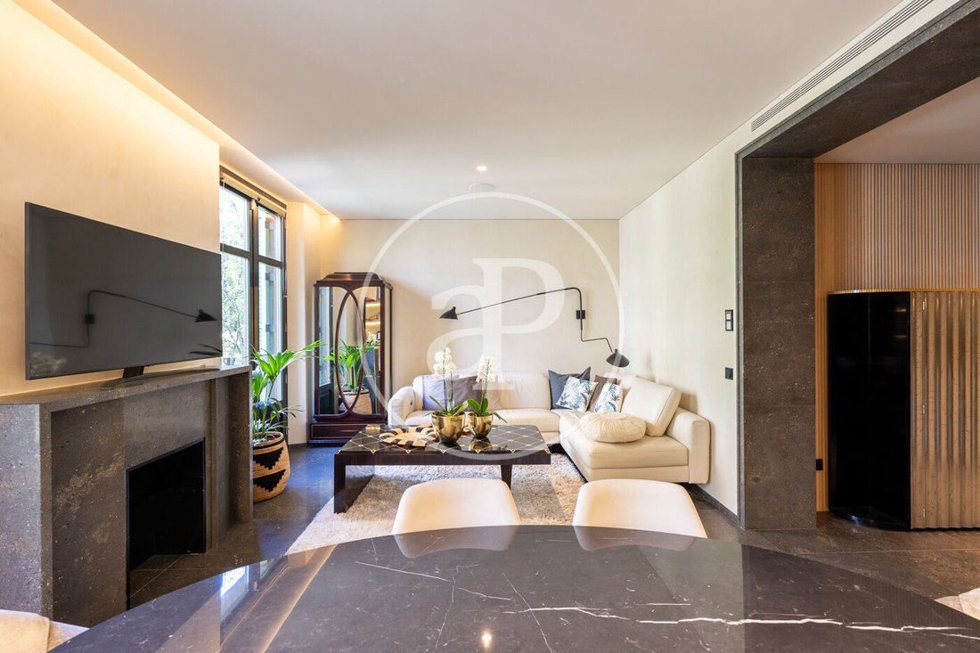 Apartment in Eixample, Barcelona, Spain 3 - 17652454