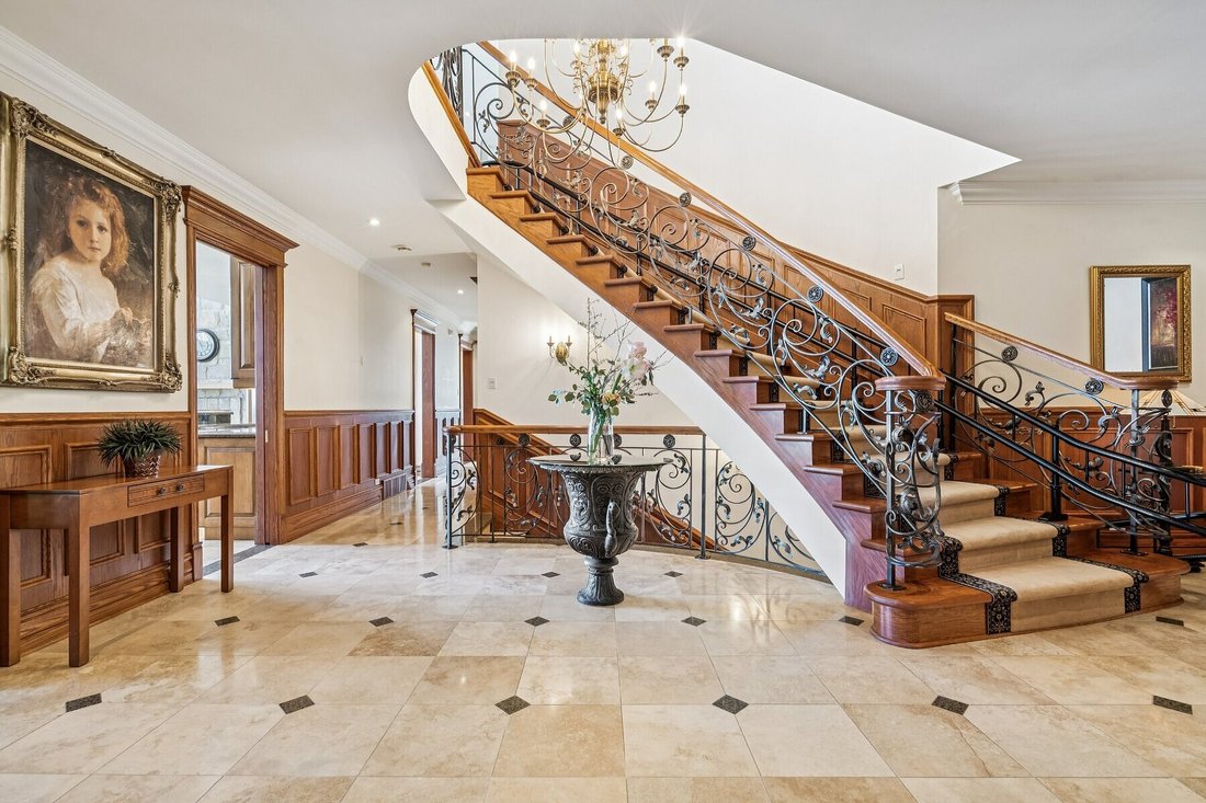 House in Beaconsfield, Quebec, Canada 4 - 17649779