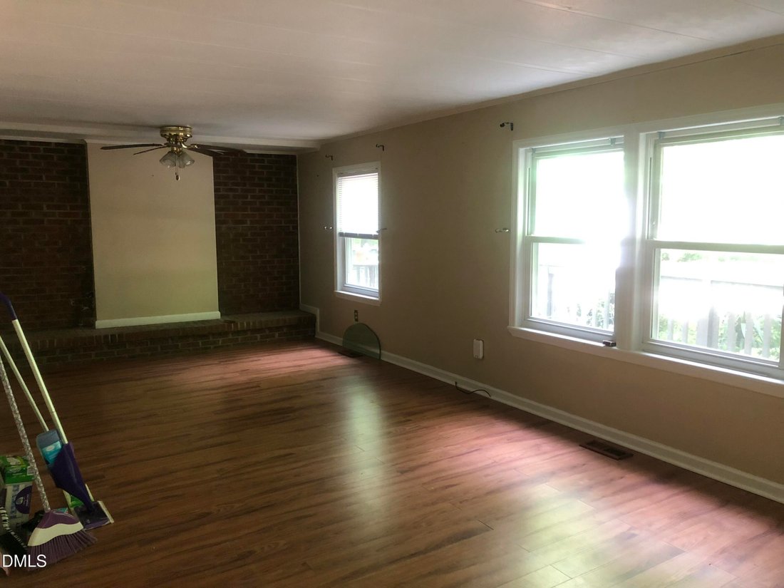 Ranch In Cary In Cary, North Carolina, Vereinigte Staaten Zu Verkaufen ...