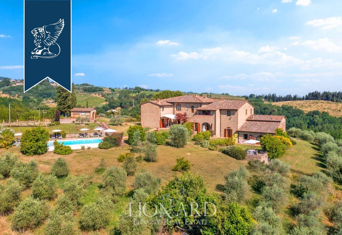 Villa in San Gimignano, Tuscany, Italy 4 - 17467687