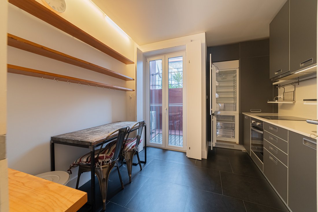 Apartment in Santo Antonio, Lisbon, Portugal 5 - 17650370