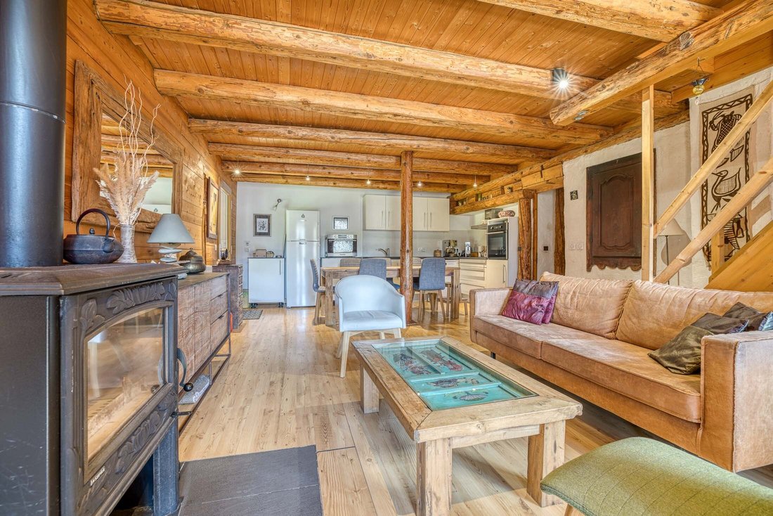 Apartment in Manigod, Auvergne-Rhône-Alpes, France 1 - 17653592