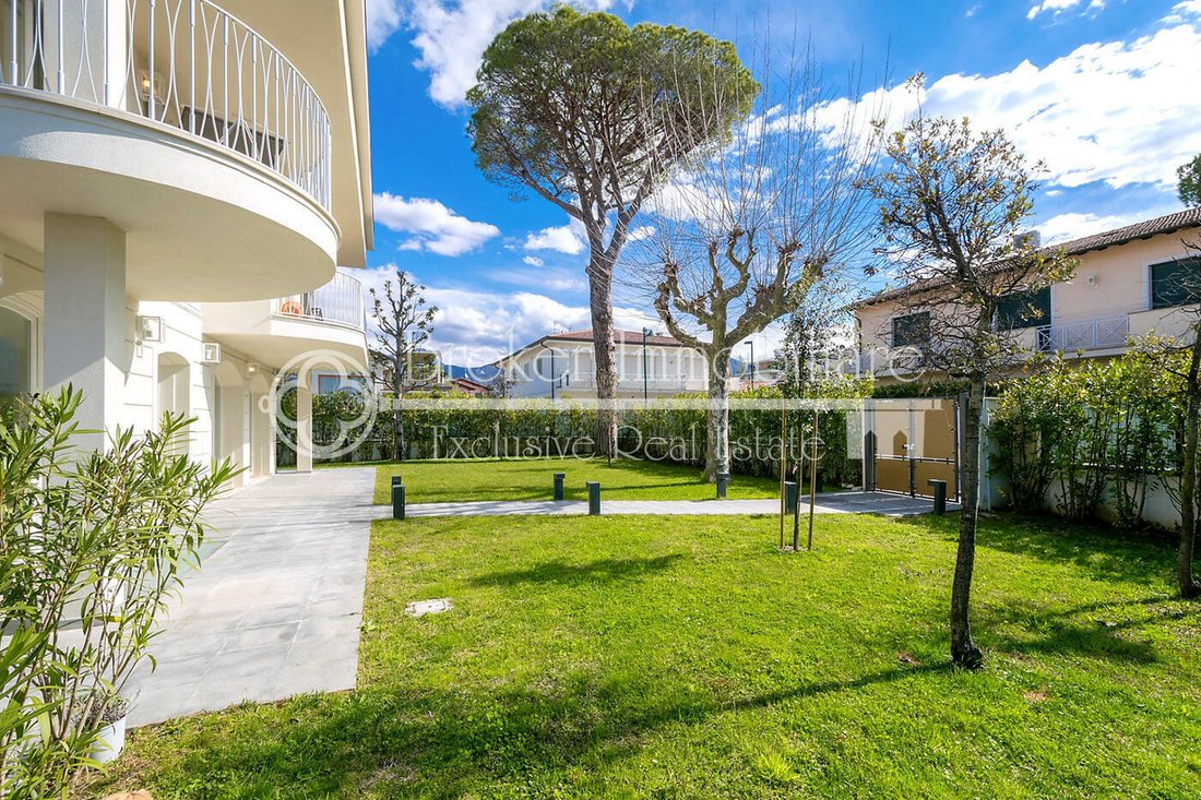 Villa in Center, Forte dei Marmi, Tuscany 4 - 17461116