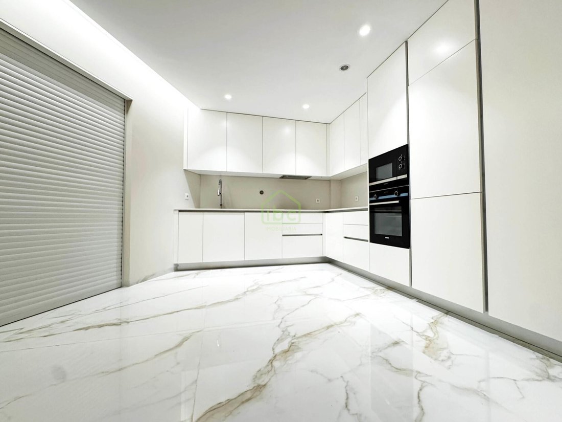 Apartment in Povoa de Varzim, Beiriz e Argivai, Porto District, Portugal 2 - 17657706