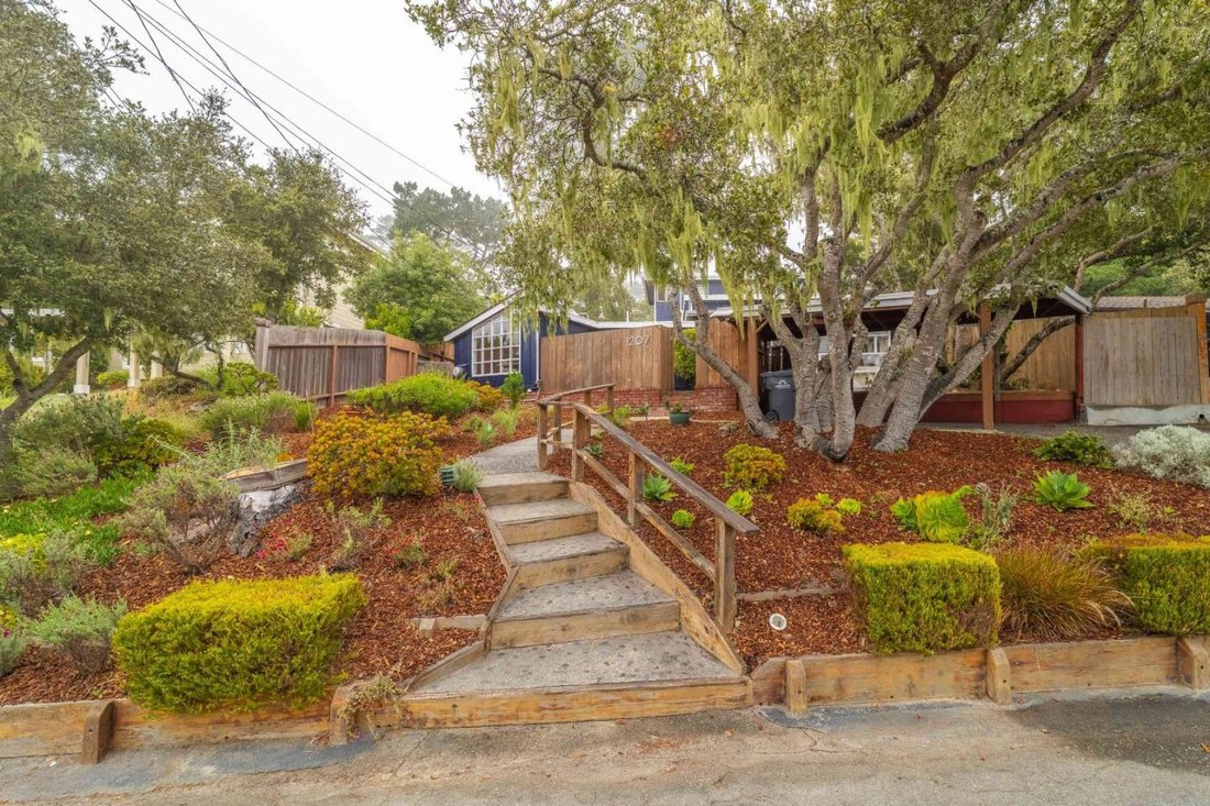 House in Pacific Grove, California, United States 5 - 17652114