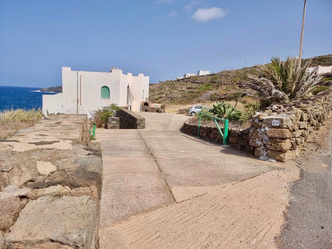 Villa en Isla de Ponza, Lacio, Italia 4 - 17068207