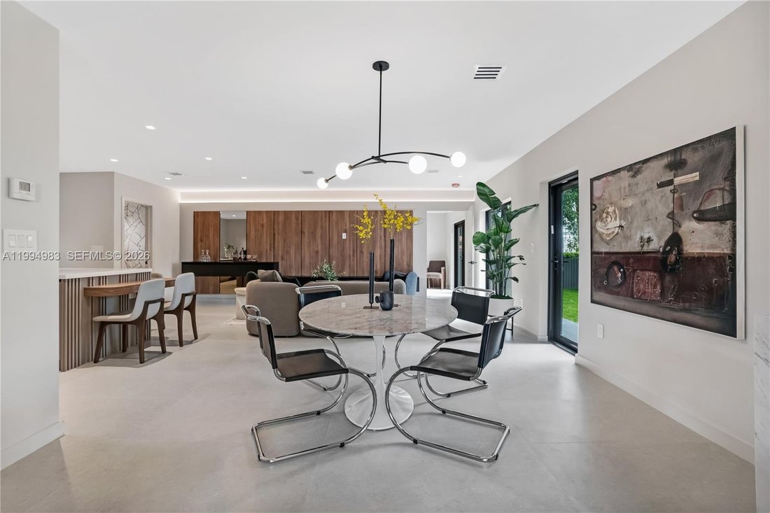 House in Miami, Florida, United States 4 - 17574395