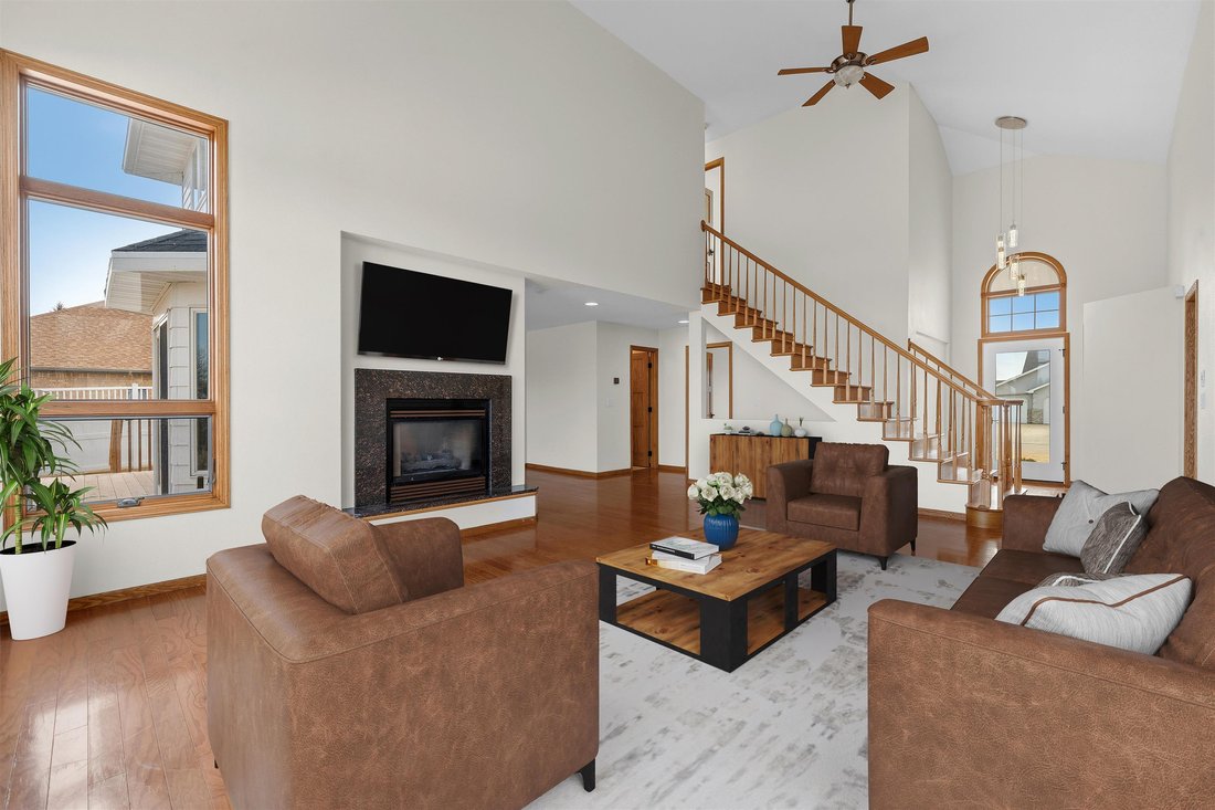 House in Minot, North Dakota, United States 5 - 17496453