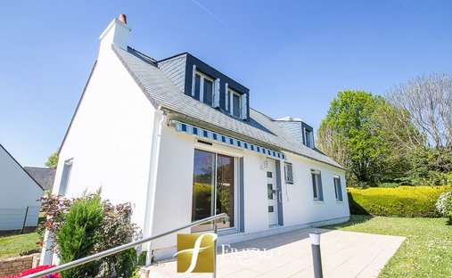 Maison à Zone Urbaine, Arradon, France 1