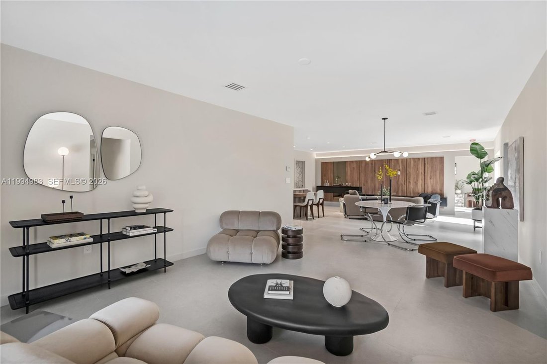 House in Miami, Florida, United States 2 - 17574395