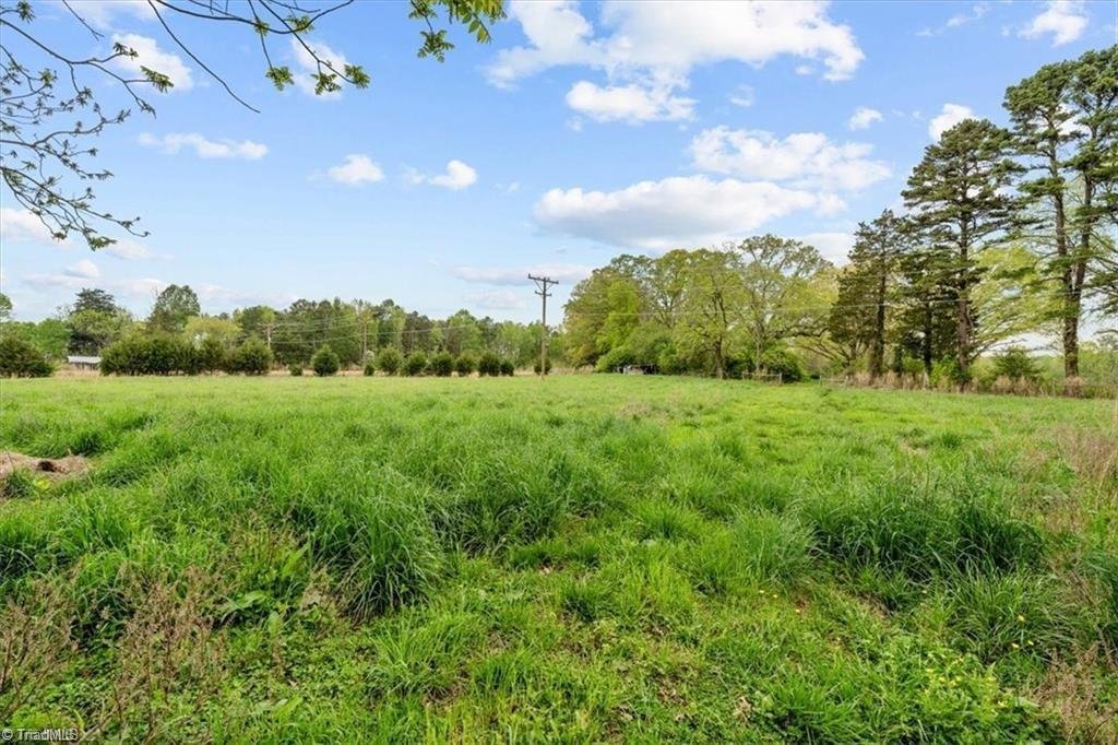 House in Sophia, North Carolina, United States 3 - 17652140