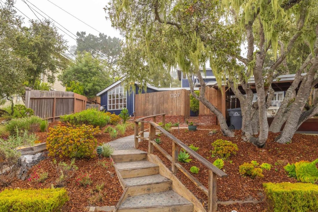 House in Pacific Grove, California, United States 4 - 17652114