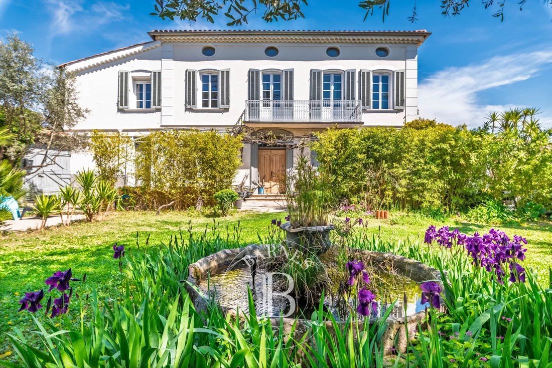 Estate in Trans-en-Provence, Provence-Alpes-Côte d'Azur, France 1 - 17659297