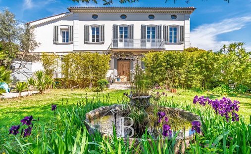 Estate in Trans-en-Provence, Provence-Alpes-Côte d'Azur, France 1