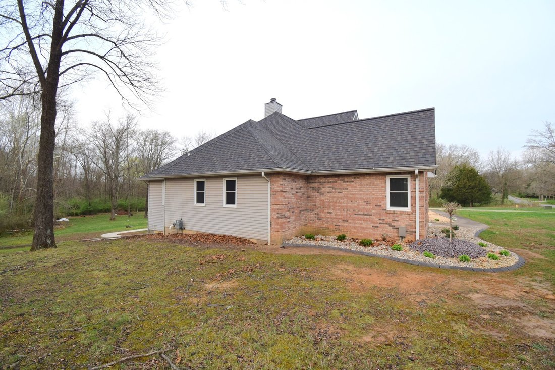 House in Mount Vernon, Illinois, United States 2 - 17654158
