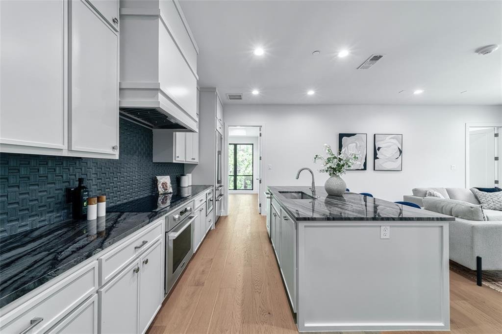 Condo in Dallas, Texas, United States 3 - 17649558