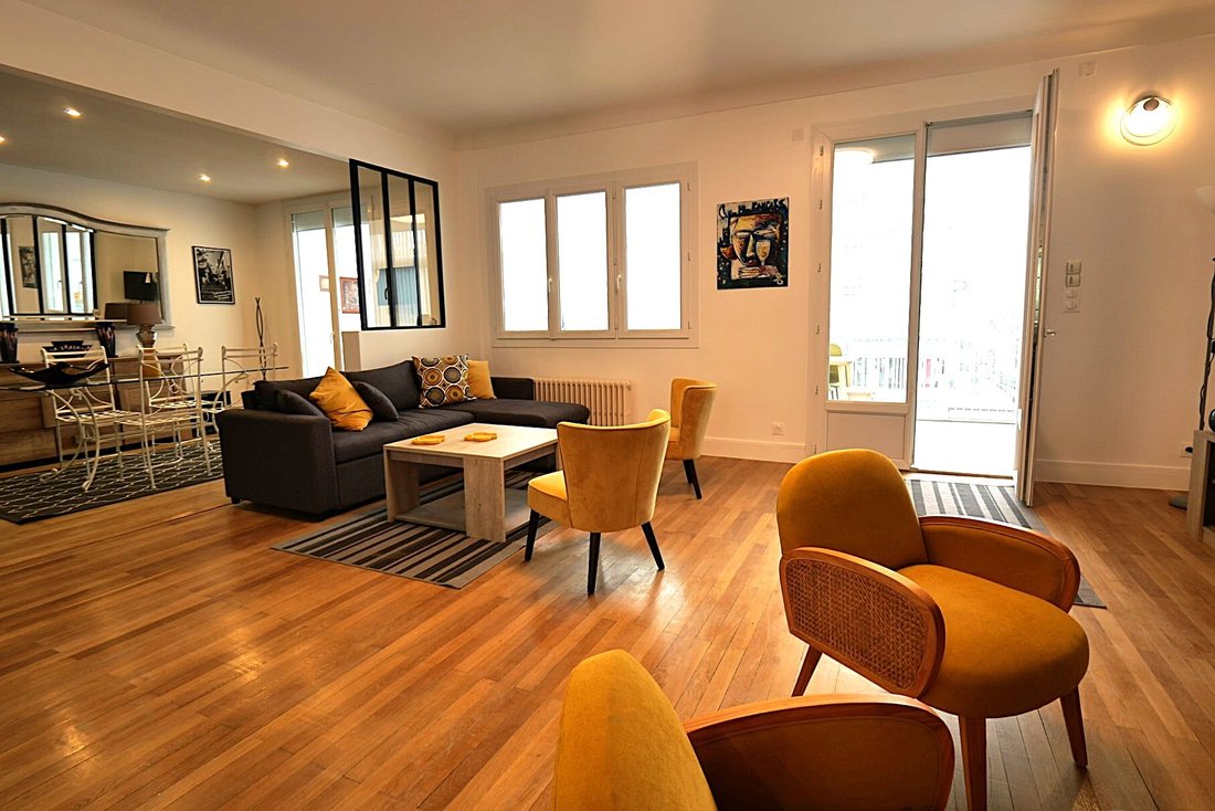 Villa in Pontaillac, Royan, France 2 - 17656039