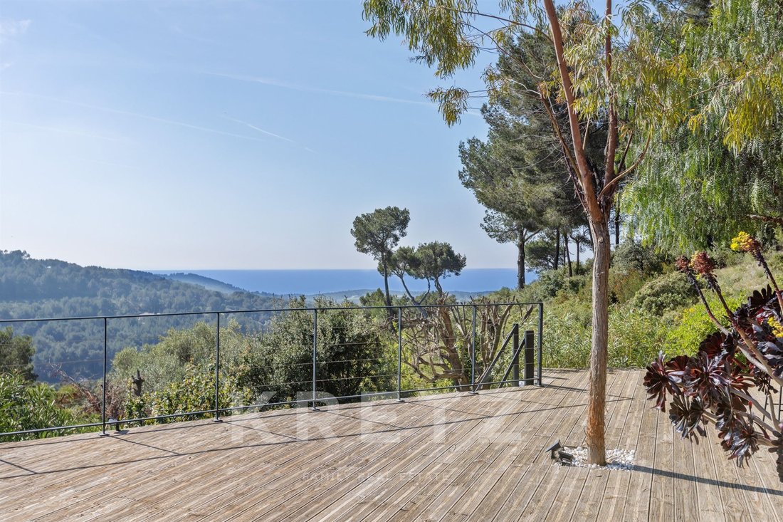 House in Saint-Cyr-sur-Mer, Provence-Alpes-Côte d'Azur, France 3 - 17650347