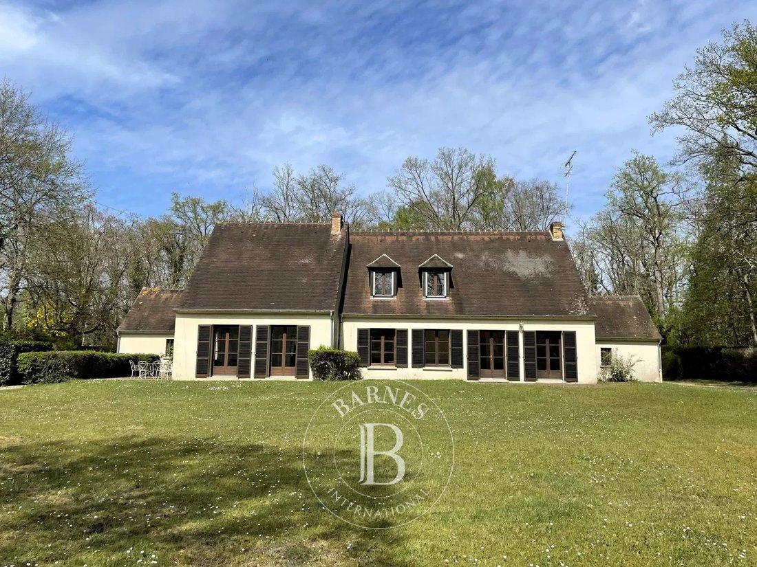 House in Ouest, Lamorlaye, France 2 - 17659295