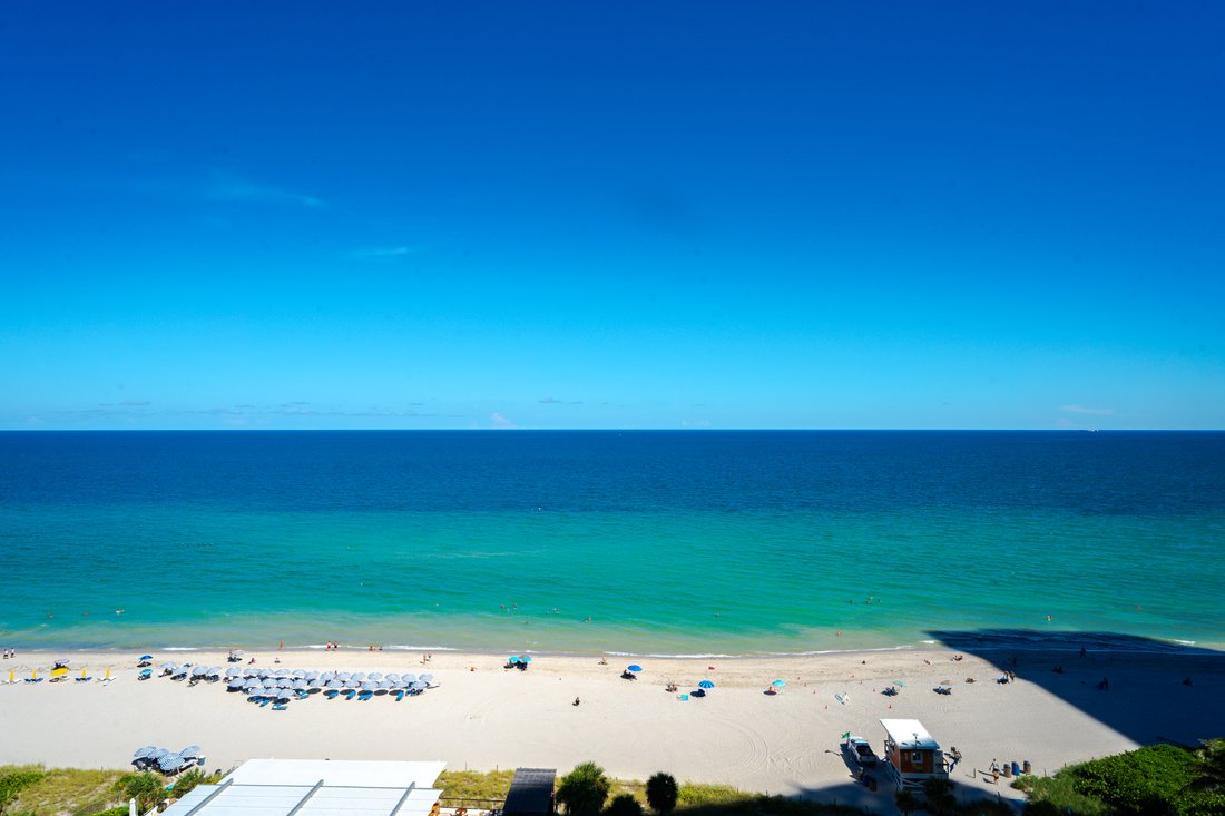 Condo in Hallandale Beach, Florida, United States 5 - 17653465