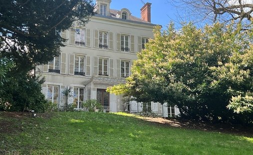 House in Centre, Olivet, France 1