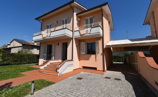 Villa in Ghezzano-Colignola Mezzana-Campo, Cascina, Tuscany 1