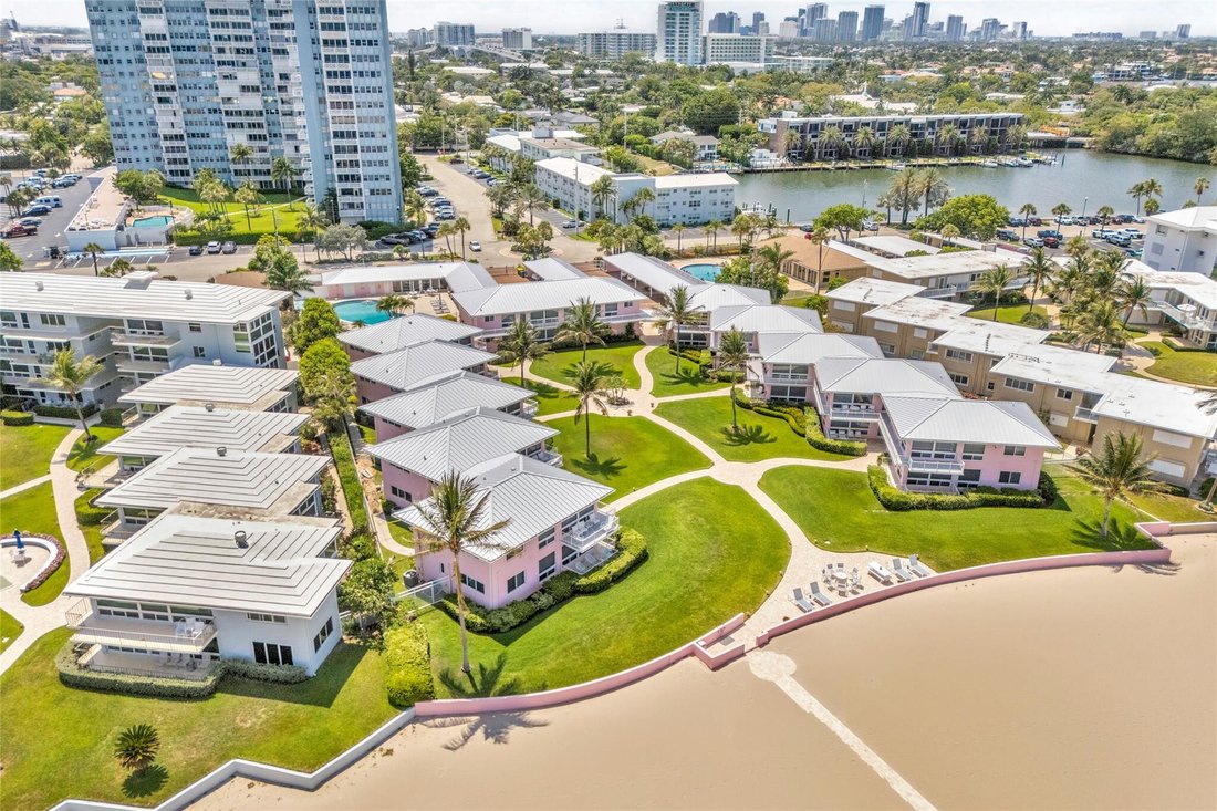 Co Op in Fort Lauderdale, Florida, United States 3 - 17655610