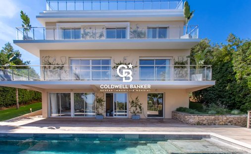 Villa in Ponteil, Antibes, France 1
