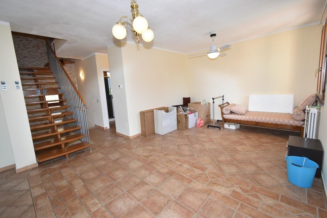 Villa in Ghezzano-Colignola Mezzana-Campo, Cascina, Tuscany 2 - 17649033