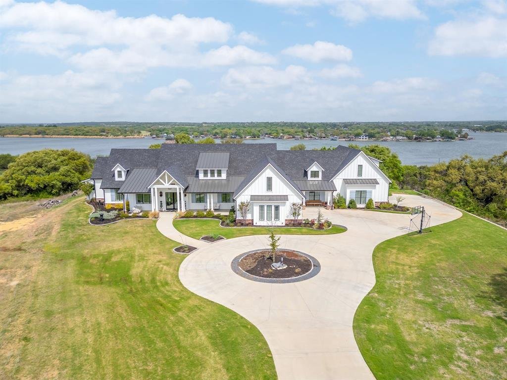 House in Granbury, Texas, United States 1 - 17652101