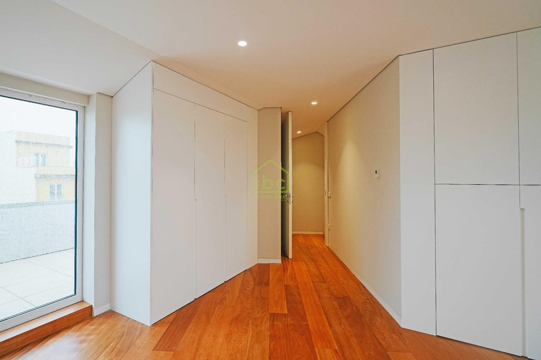 Apartment in Povoa de Varzim, Beiriz e Argivai, Porto District, Portugal 2 - 17657752