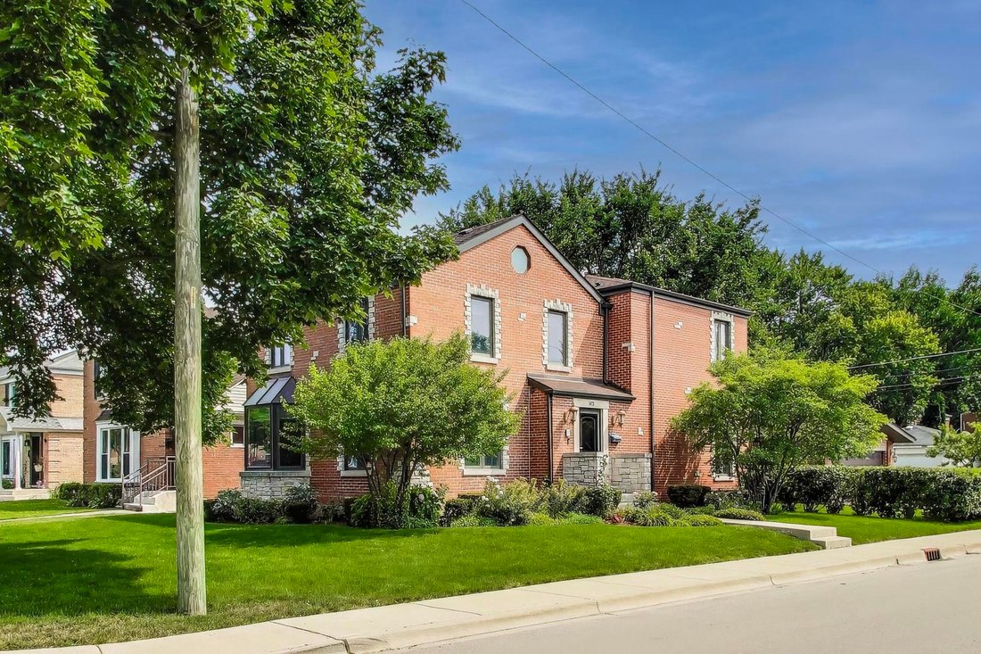 House in Lincolnwood, Illinois, United States 2 - 17652868