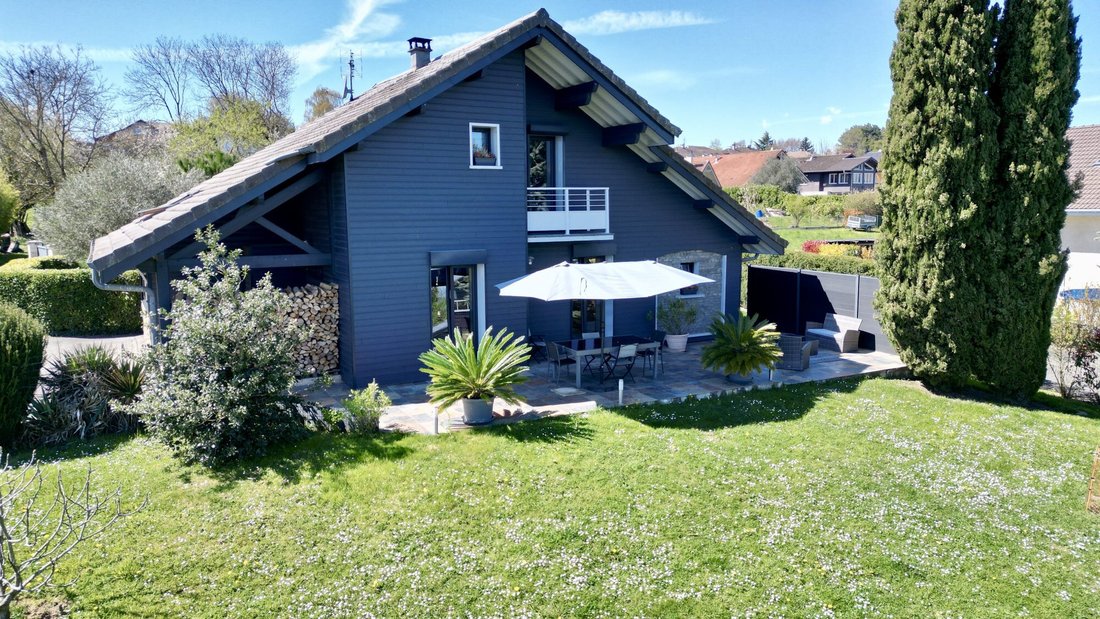 Excenevex Individual In Excenevex, Auvergne Rhône Alpes, Frankreich Zu ...