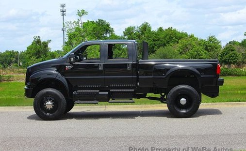 Ford F750 in Calverton, NY, United States 1