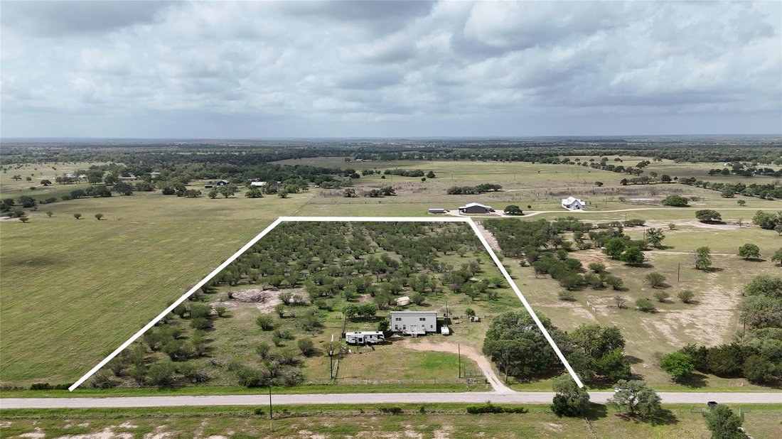 House in Giddings, Texas, United States 2 - 17652025